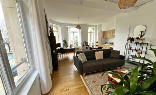 Boulogne-sur-Mer Apartment | Le mâchicoulis - avec parking, en face de Nausicaa