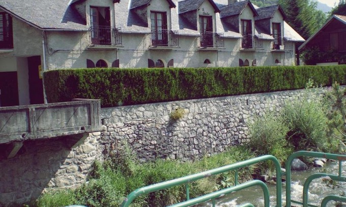 Esquieze-Sere House | le Marboré