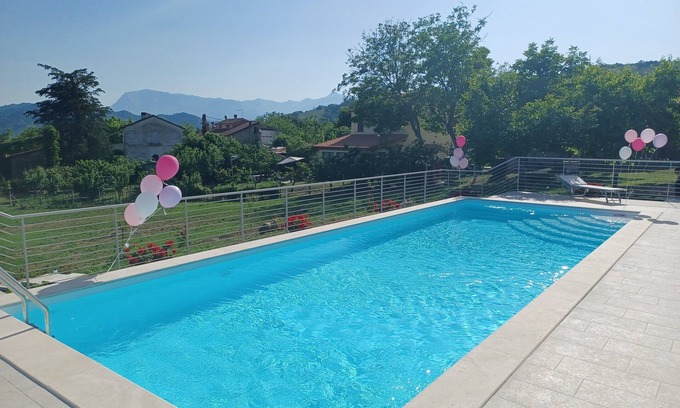 Montefalcone Appennino Villa | Le Margherite Country house