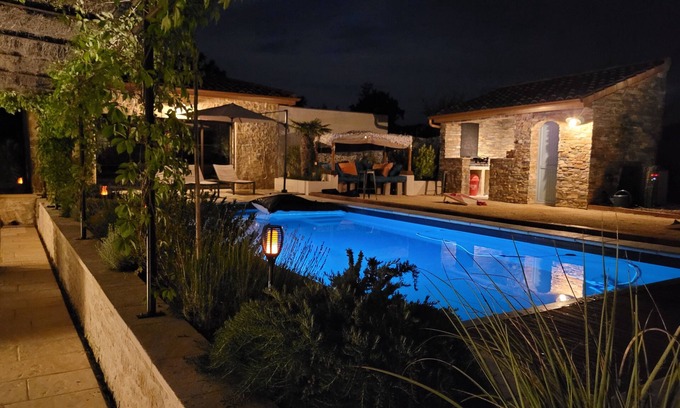 Joyeuse Villa | "Le Mas de la Corniche" 4pers-10 pers Rates here are for 4 pers