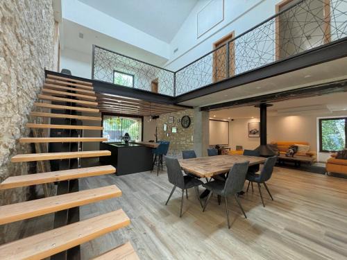 Rochefort-du-Gard Villa | Le mas