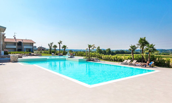 Lonato del Garda Apartment | Le Mele 7 by Wonderful Italy