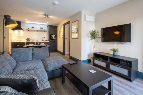 Whitby Apartment | Le Mini Metro - Ground Floor Apartment