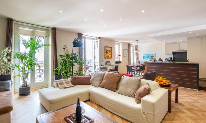 Liberation Apartment | "Le Mirabeau" by EnjoyNice, spacious 2-bed with airco