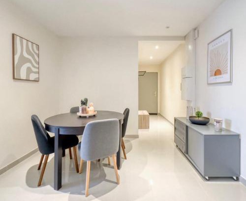 Margny-les-Compiegne Apartment | Le Molière