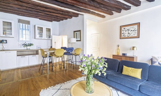 Notre-Dame Apartment | Le Montbauron - Les Demoiselles à Versailles