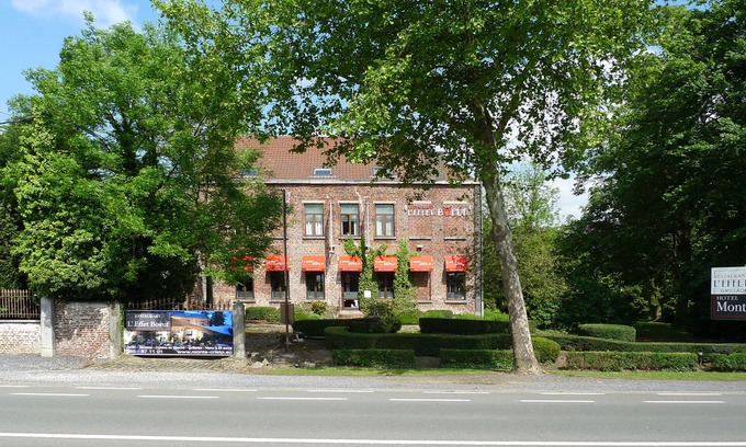 Nimy Hotel | Le Monte Cristo