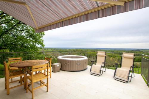 Nailhac House | Le moulin a vent