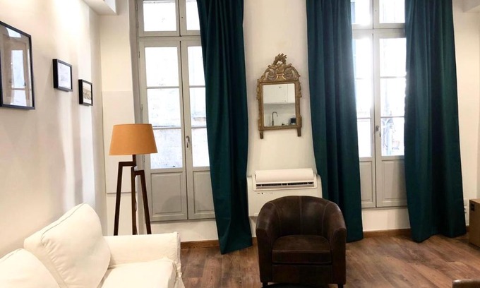 Montpellier City-Centre Apartment | Le musée Fabre, appart de charme , parking gratuit