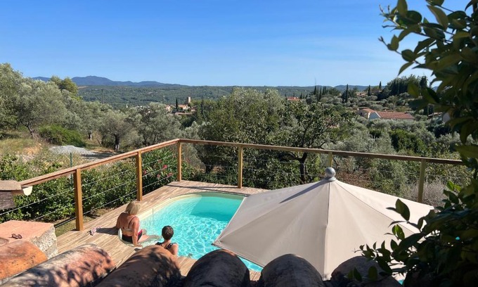 Tourrettes Bed & Breakfast | Le nid des arts