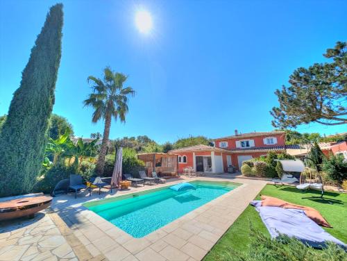 Le Cannet-des-Maures Apartment | Le Nid des Maures