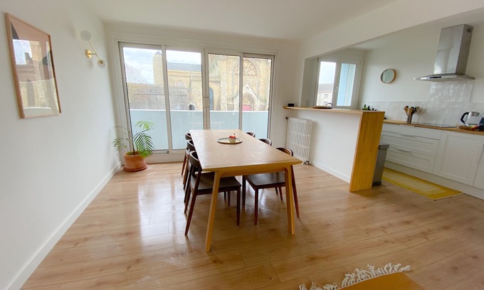 Calais City Center Apartment | Le Notre Dame, maison spacieuse avec jardin