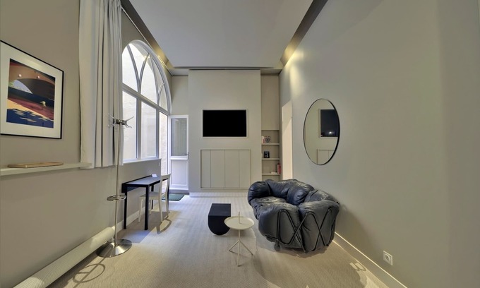 Bordeaux City Centre Apartment | Le Nuage - Studio design à Triangle d'Or