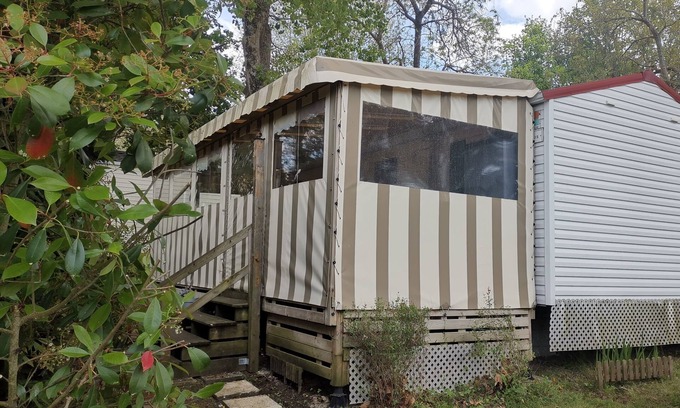 Saint-Augustin House | Le P'tit Recoin, Mobile home 4 persons