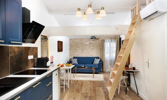 City of Carcassonne Apartment | Le Palais d'Aliénor - parking gratuit