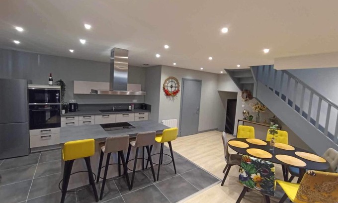 Autun Apartment | Le palais duplex