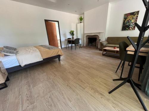 Villeneuve-sous-Dammartin Bed & Breakfast | Le parc d'eden