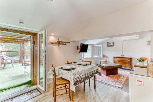 Saint-Pardoux Apartment | Le Pardoux