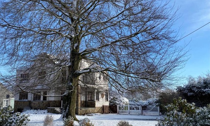 Hulsonniaux House | Le pas du loup