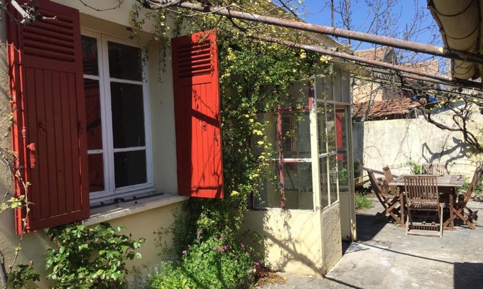 Brignoles Apartment | Le petit 45 sous les platanes