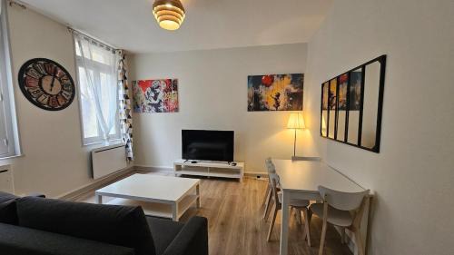 Montlucon Apartment | Le petit bastion - T2 - Wi-Fi
