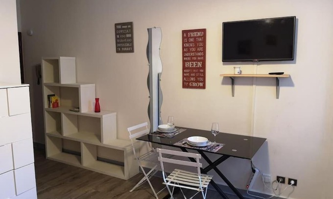 Vieux Vichy Apartment | LE PETIT BESSE - Calme - Centre Ville - Thermes