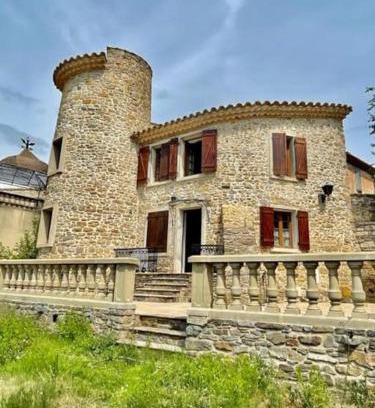 Tournissan House | Le Petit Château de Tournissan