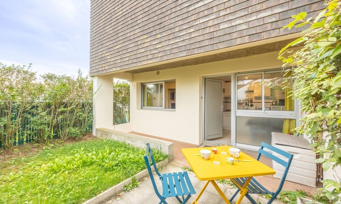 Courseulles-sur-Mer Apartment | Le Petit Cocon Marin - Appt à 200m de la plage