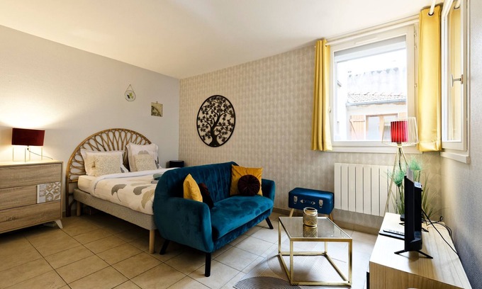 Saint Nicolas - Charles III - Ville vieille - Trois Maisons - Leopold Apartment | Le Petit Gourmet - Studio Apartment, Sleeps 2