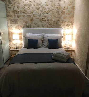 Chantilly Apartment | Le Petit Hameau de Chantilly - Studio 4 pers Chic et Charme au Coeur de Chantilly - Classé 3 étoiles
