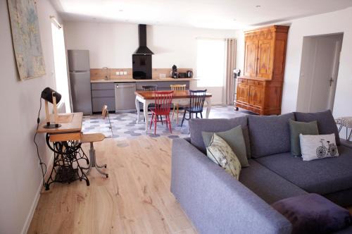 Sainte-Suzanne-and-Chammes Apartment | Le petit Loré