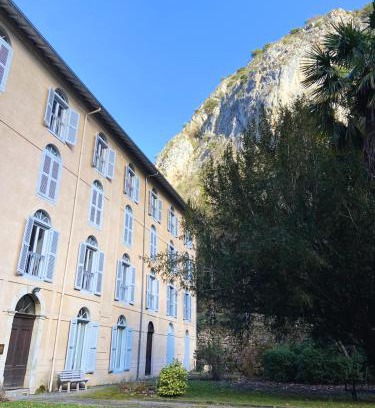Ussat Apartment | Le Petit Manoir