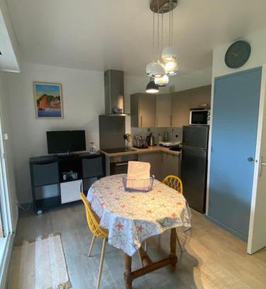 Arzon Apartment | Le Petit Nid du Port Crouesty - Studio au calme