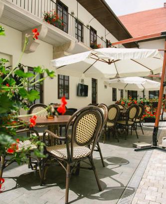 Cluj-Napoca City Centre Hotel | Le Petit Paris