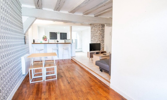 Amboise Apartment | Le petit soleil couchant - T2 au cœur d'Amboise