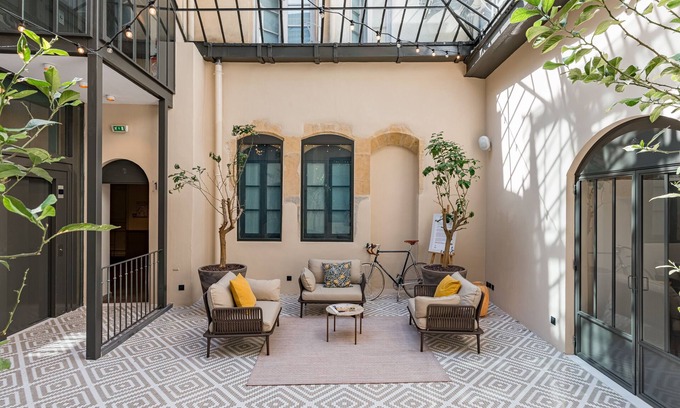 Old Lyon Hotel | Le Phenix Hotel