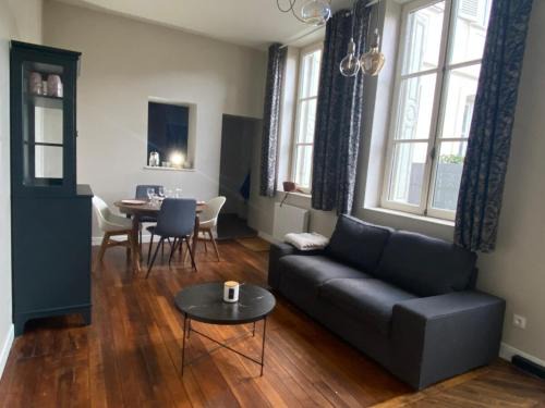 Auxerre Apartment | Le Philibert Roux