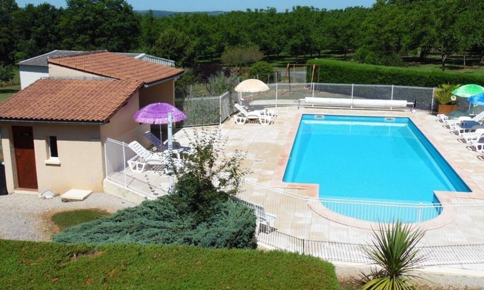 Saint-Michel-de-Bannieres House | Le Pinot Noir - Gîte - Lot