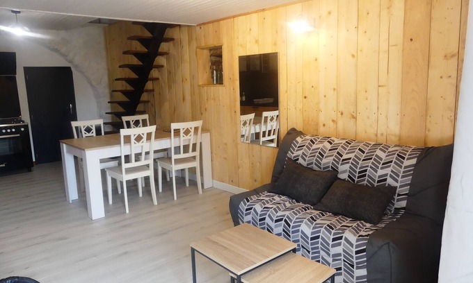 Genestelle Apartment | Le Pierrot