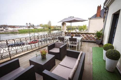 Amboise Apartment | Le Pont Royal