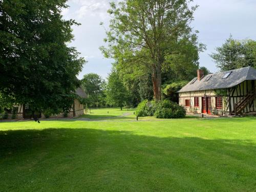 Fort-Moville House | Le Pot d'Étain