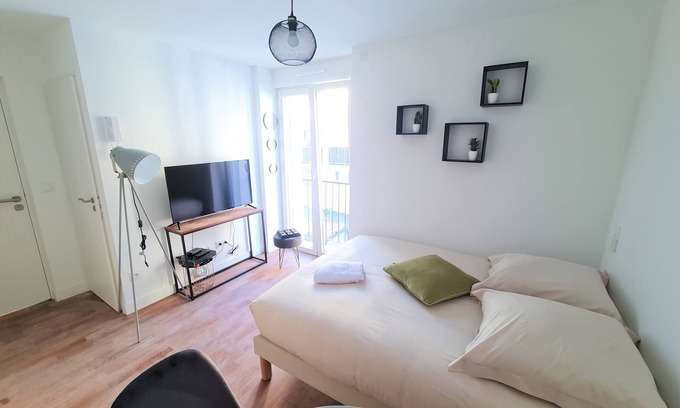 Lorient Apartment | Le Poulorio 3 - Studio - Proche Gare * By Locly *