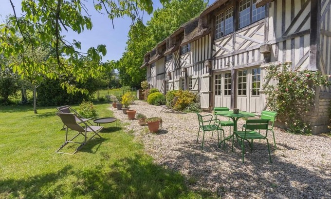 Douville-en-Auge House | Le Pré vert