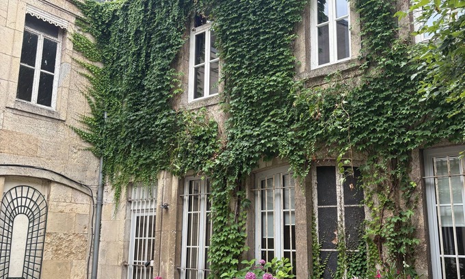 Dijon Centre Ville Apartment | Le Préfecture - Haussmann-style in the heart of Dijon
