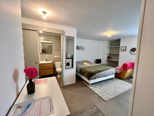 Rives Apartment | Le ptit chez soi by LPNL