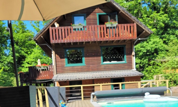 Somme-Leuze Bed & Breakfast | Le Refuge de Bambi - Chalet Avec Piscine - Proximité Tourisme