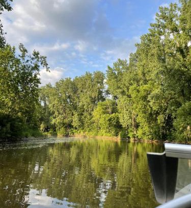 Chambly Apartment | Le Refuge Tropical - Appartement au bord de l'eau