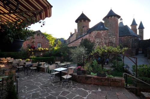 Collonges-la-Rouge Hotel | Le Relais St jacques