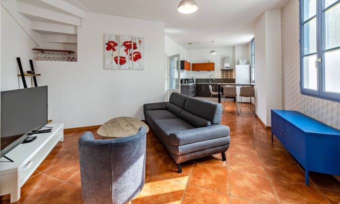 Laval House | Le rempart - Maison en plein centre ville