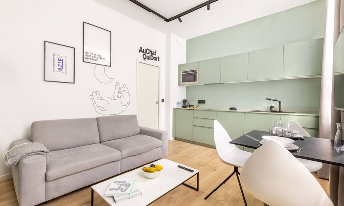 Old Lille Apartment | Le Rihour, stylish and renovated apartment